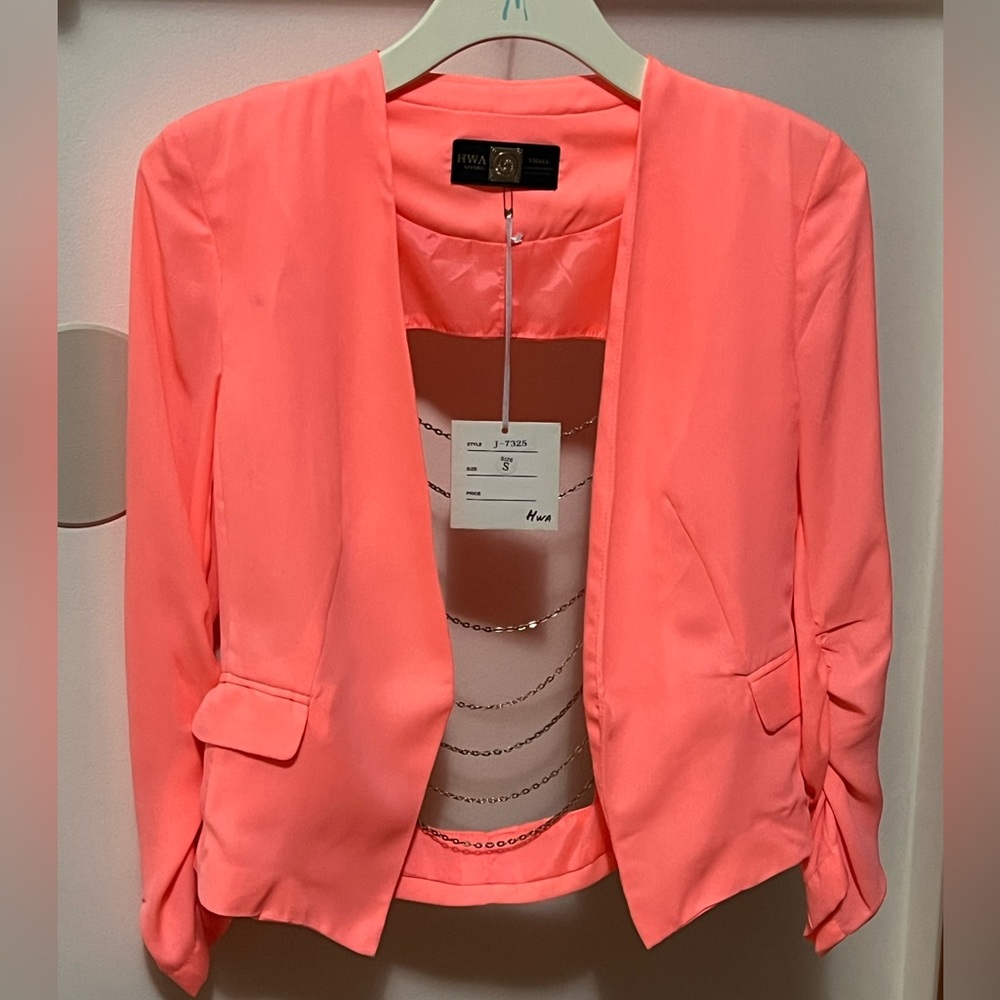 NWT HWA Apparel Ruched Coral Short Blazer size small